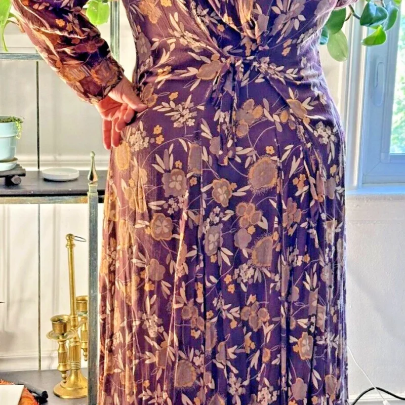 vintage casual light brown with reddish flowers long dress xl