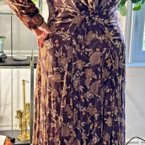 vintage casual light brown with reddish flowers long dress xl